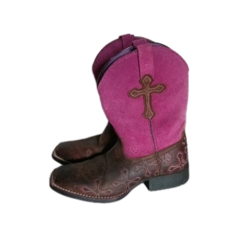 Ariat Girls Cowgirl boots Sz 2 Style 10011892 Pink SUEDE CROSS EMBROIDERY Square